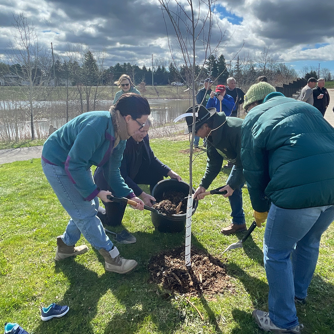 Earth Day Canada team in Pelham